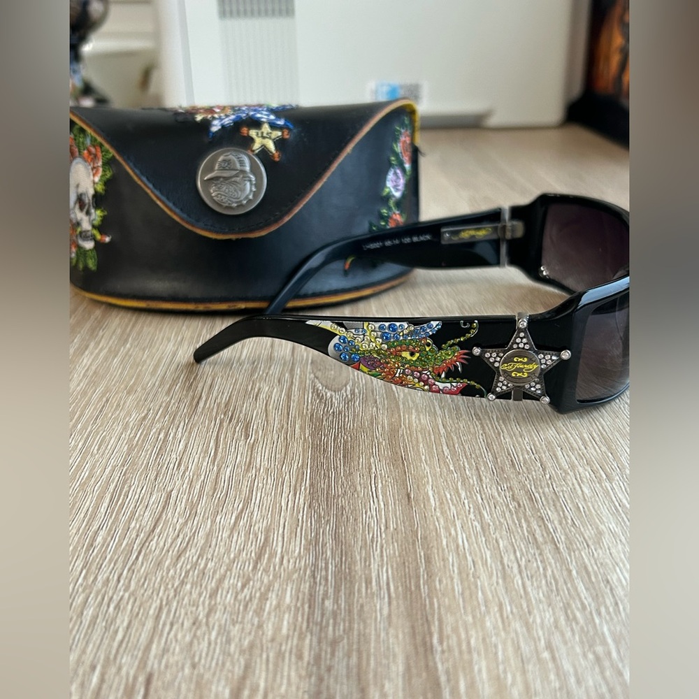 RARE Y2K Ed Hardy Sheriff Dragon Sunglasses